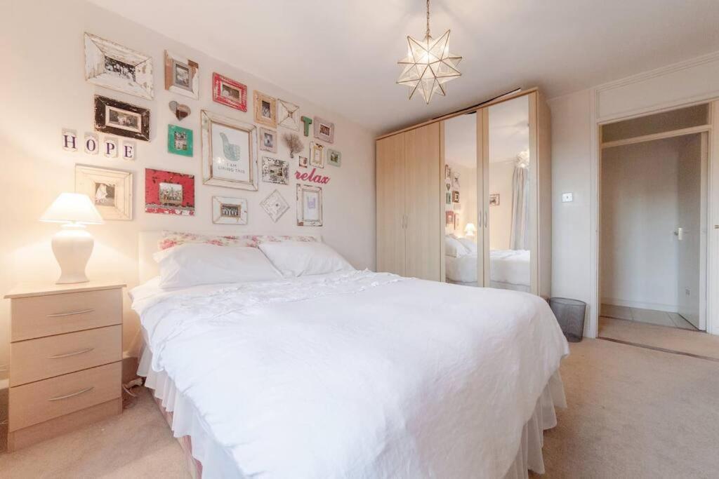 Spacious Two Double Bedroom Flat Londres Exterior foto